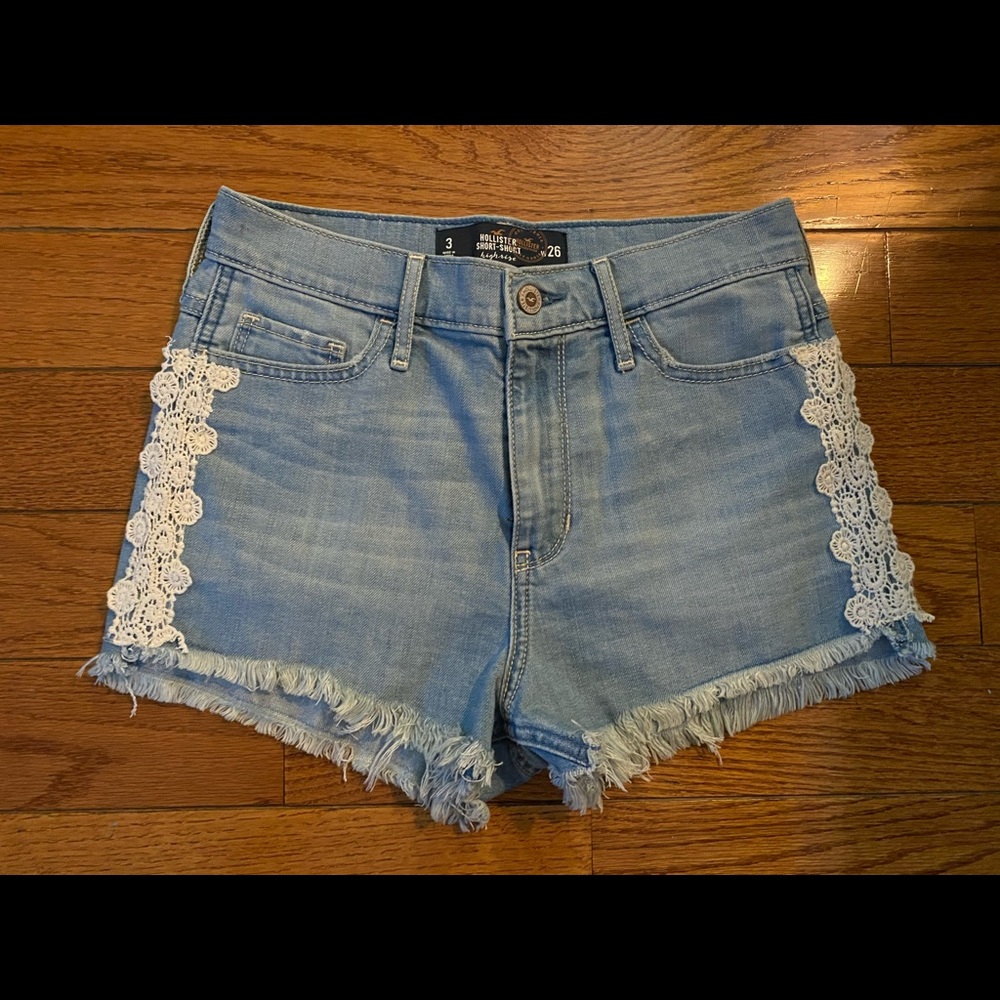 Hollister Hi Waisted Short